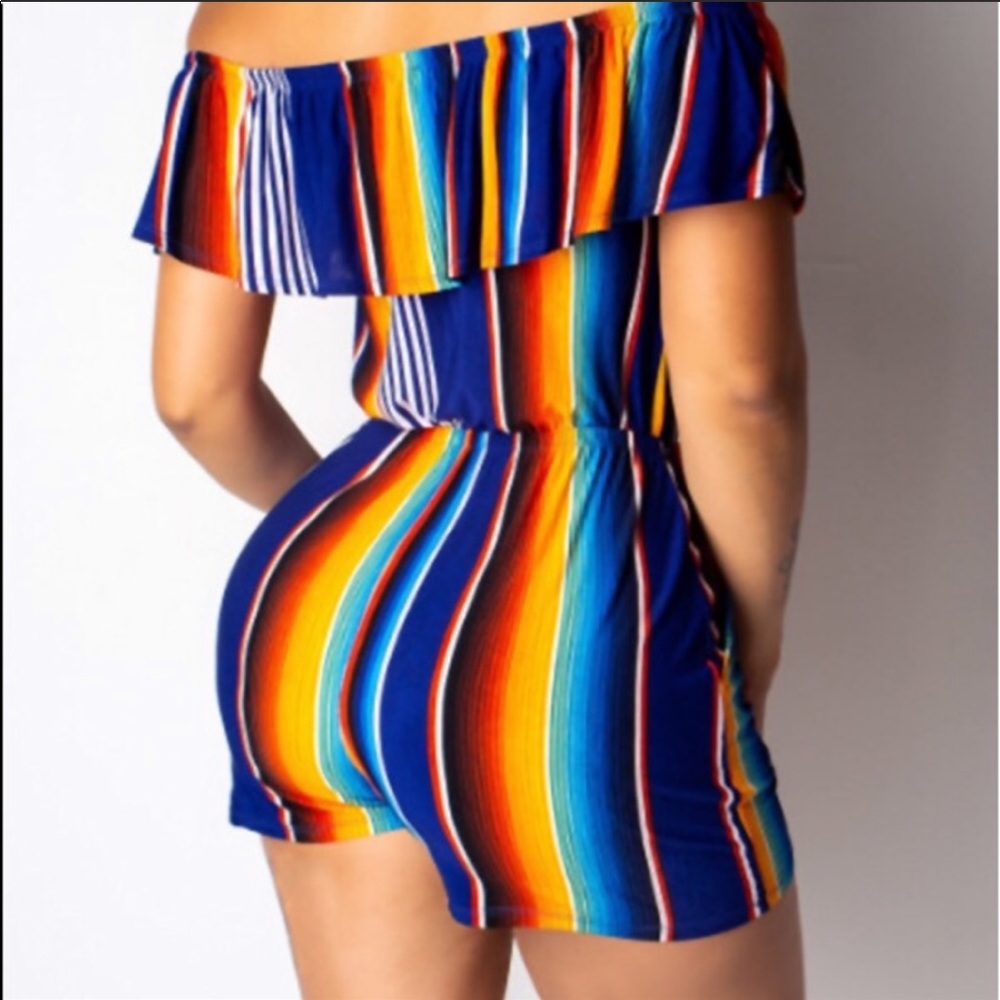 ❌❌SOLD❌❌🆕 Serape Romper - Picture 2 of 4